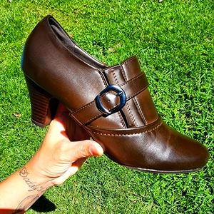 A MUST HAVE ✨ PIERRE DUMAS Flexibles Gorgeous Brown slip-on ankle booties